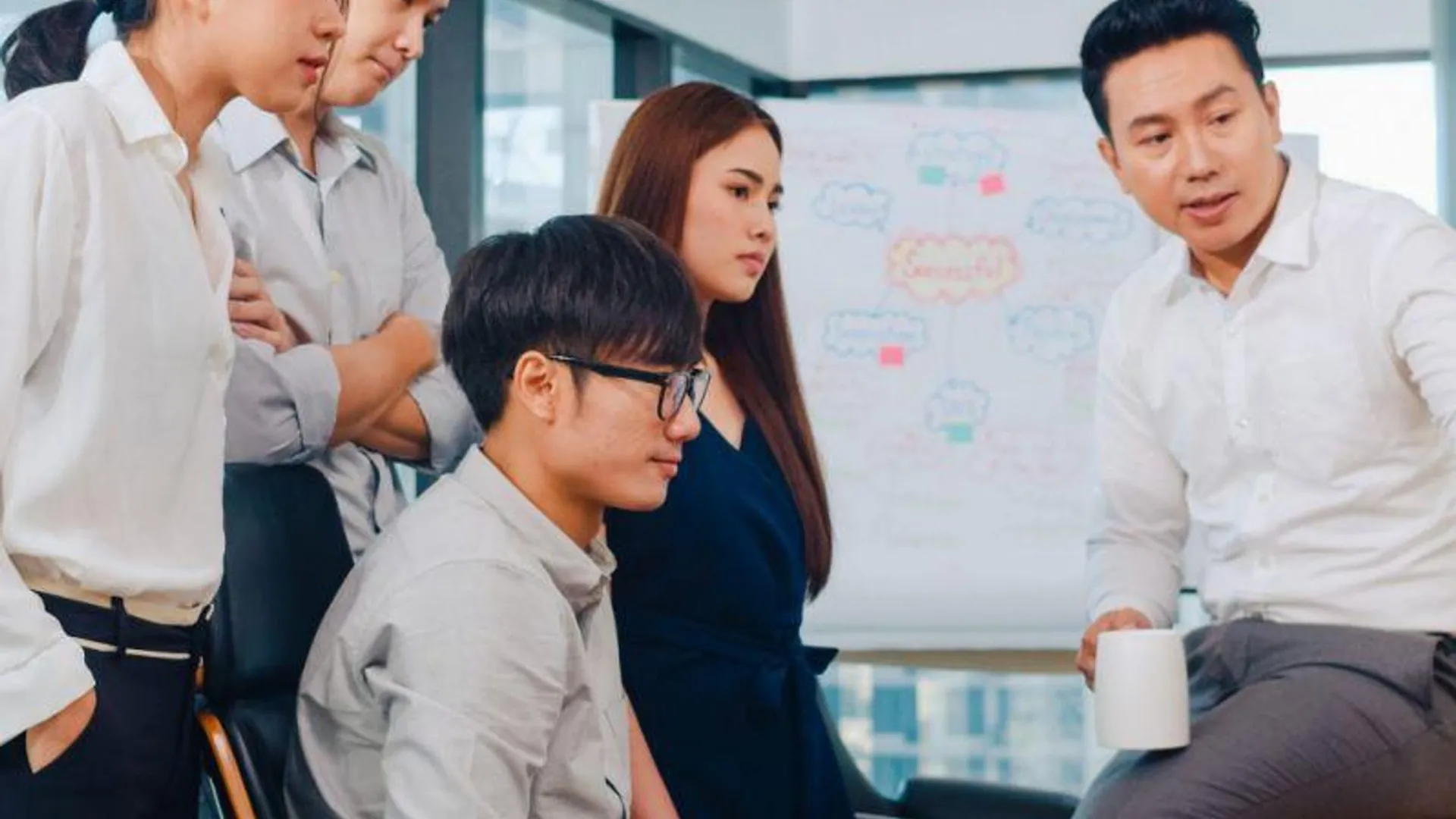 Hình ảnh minh họa các quy định pháp luật và sự tuân thủ trong cờ bạc trực tuyến